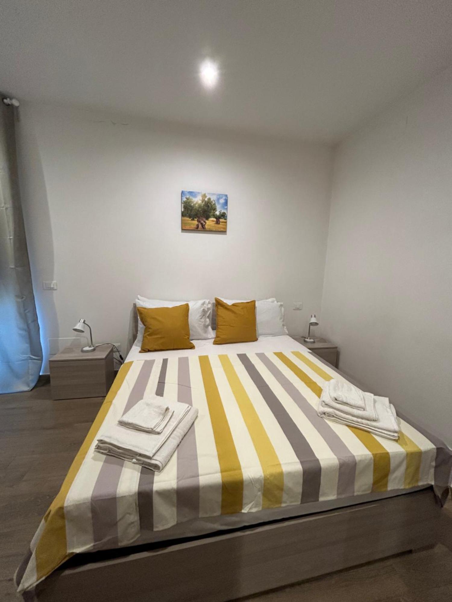 Residence Petroni 16 Барі Екстер'єр фото